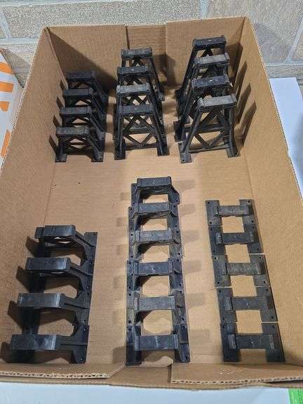 Marx Train Risers - Box 2 image
