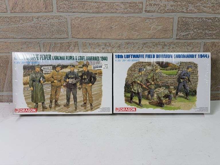 Dragon 1:35 Kampfgruppe Peiper & 16th Luftwaffe Field Division Model Kits image