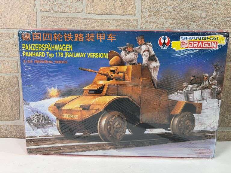 Shanghai Dragon, Panzerspahwagen Panhard Typ 178 (Railway Version) and PzKpfw V Ausf G "Night Fighting Panther" image