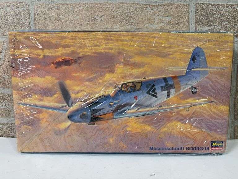 Hasegawa Messerschmitt Bf109G-14 09148 1:48 Scale Model Kit image