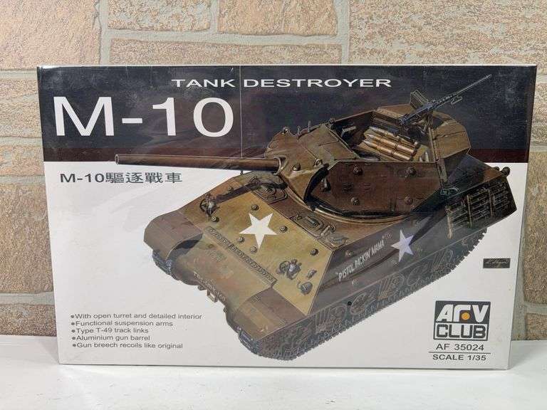 AFV Club M-10 Tank Destroyer 1/35 Scale Model Kit image