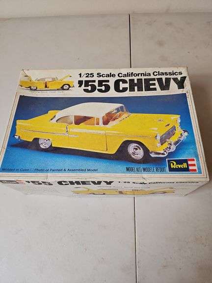 Revell 1/25 Scale '55 Chevy California Classic Model Kit