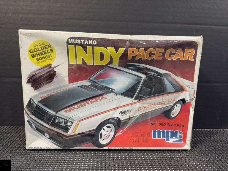 MPC Mustang Indy Pace Car Model Kit