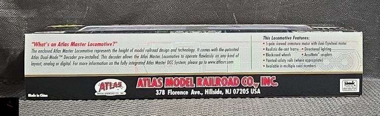 Atlas Master Locomotive Series SD-35 Southern Pacific Low Nose Locomotive #9209