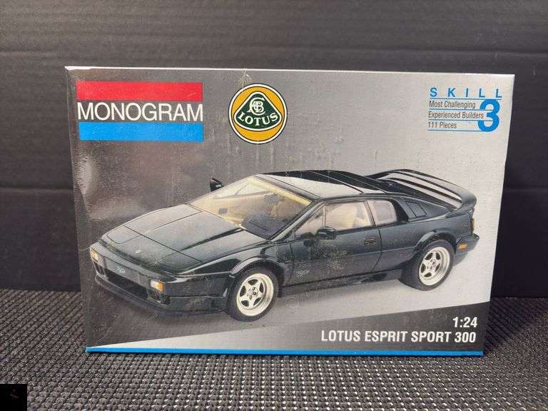 Monogram Lotus Esprit Sport 300 1:24 Scale Model Kit image