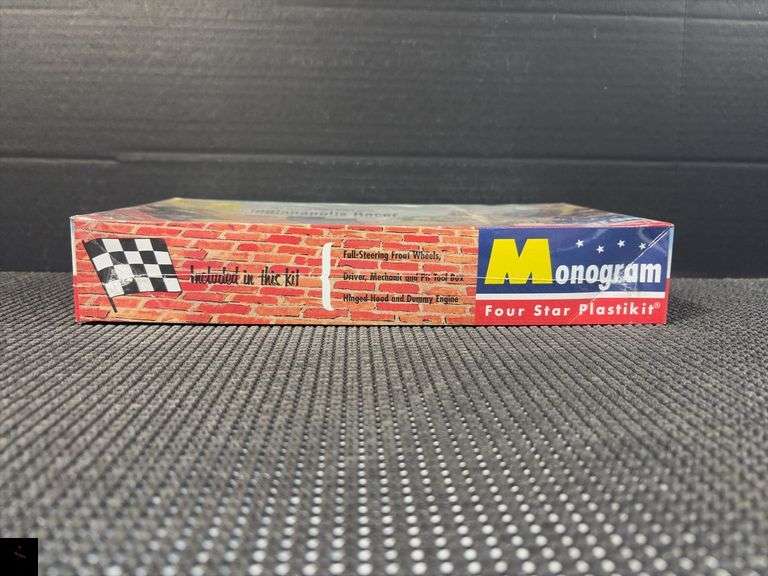 Monogram Indianapolis Racer Plastikit P12 * 98 Factory Sealed