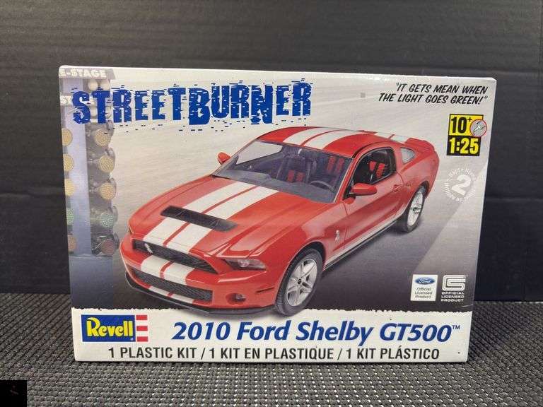 Revell 2010 Ford Shelby GT500 Streetburner 1/25 Scale Model Kit