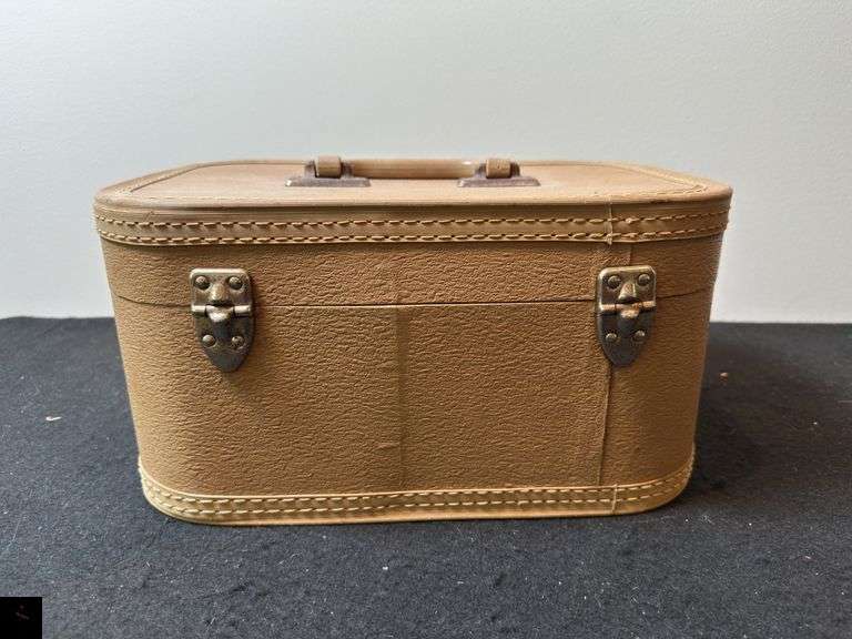 Vintage Travel Vanity Case