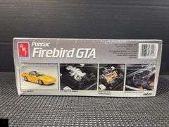 AMT ERTL 1991 Pontiac Firebird GTA 1/25 Scale Model Kit #6024 - Factory Sealed
