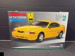 Monogram 1994 Mustang GT 1:25 Scale Model Kit