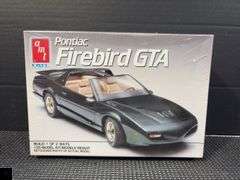 AMT ERTL 1991 Pontiac Firebird GTA 1/25 Scale Model Kit #6024 - Factory Sealed