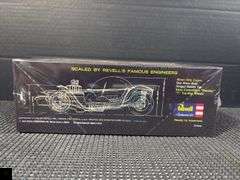 Revell Beatnik Bandit 1/25 Scale Model Kit H-1279:200, Factory Sealed