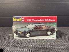 Revell 1991 Thunderbird SC Coupe 1:25 Scale Model Kit