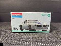 Monogram 1/24 Scale 1970 Pontiac Trans Am Model Kit #2794