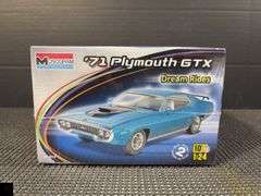 Monogram '71 Plymouth GTX Dream Rides 1/24 Scale Model Kit