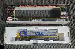 Atlas Master Locomotive Series Dash 8-40B CSX 5933 - Item 9007