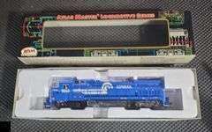 Atlas Master Locomotive Series Dash 8-40B Conrail #5068 Model Train