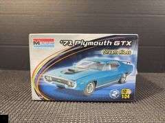 Monogram '71 Plymouth GTX Dream Rides 1/24 Scale Model Kit