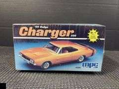 '69 Dodge Charger 500 1/25 Model Kit by MPC