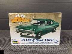 Revell Muscle '69 Chevy Nova COPO 1/25 Scale Model Kit