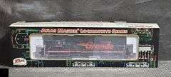 Atlas Master GP-40 Rio Grande Low Nose Locomotive #3141 - Item 9184