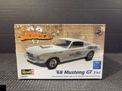 Revell '68 Mustang GT 2'n1 Model Kit - Factory Sealed