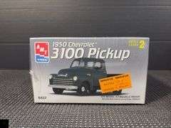 1950 Chevrolet 3100 Pickup 1/25 Scale Model Kit