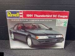 Revell 1991 Thunderbird SC Coupe 1:25 Scale Model Kit