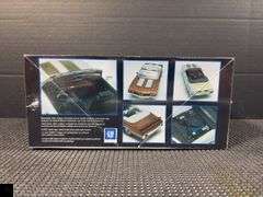 '72 Hurst Oldsmobile Cutlass 442 Model Kit