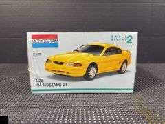 Monogram 1994 Mustang GT 1:25 Scale Model Kit