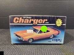 '69 Dodge Charger 500 1/25 Model Kit by MPC