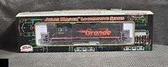 Atlas Master Series Rio Grande GP-40 Low Nose Locomotive #3131