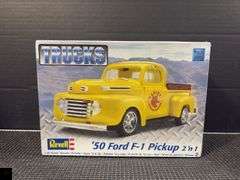 Revell '50 Ford F-1 Pickup 2'n1 Model Kit - Sealed