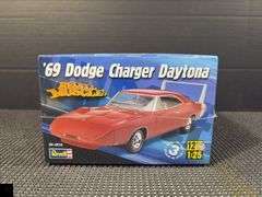 '69 Dodge Charger Daytona Revell Muscle 1:25 Scale Plastic Model Kit
