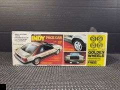 MPC Mustang Indy Pace Car Model Kit