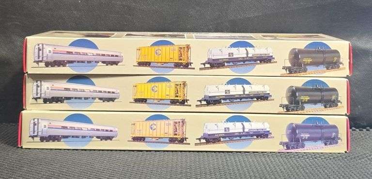 Lot of 3 Walther's HO Scale Model Train Cars