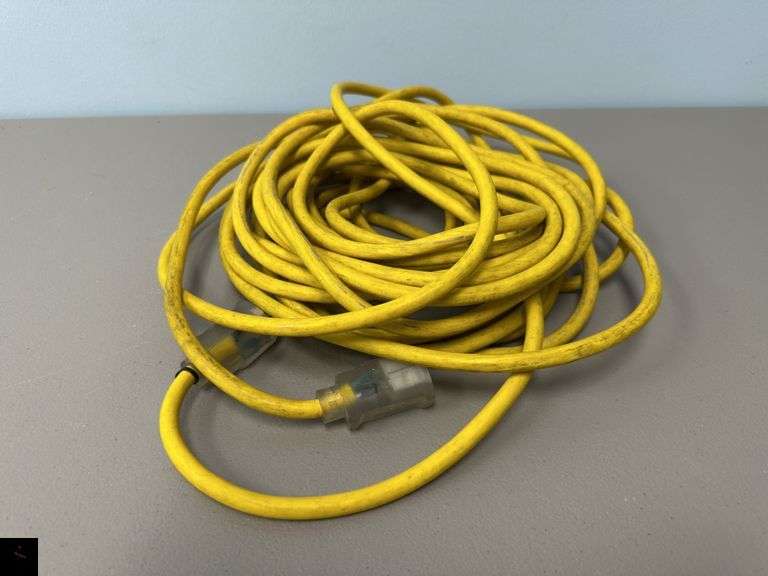 Heavy Duty Extension Cord - length unknown