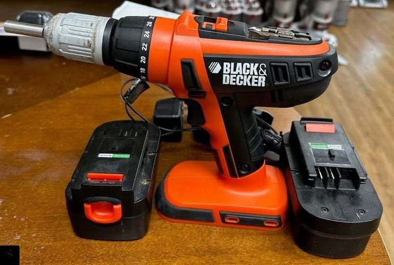 Black and Decker Cordless Drill with battery and charger