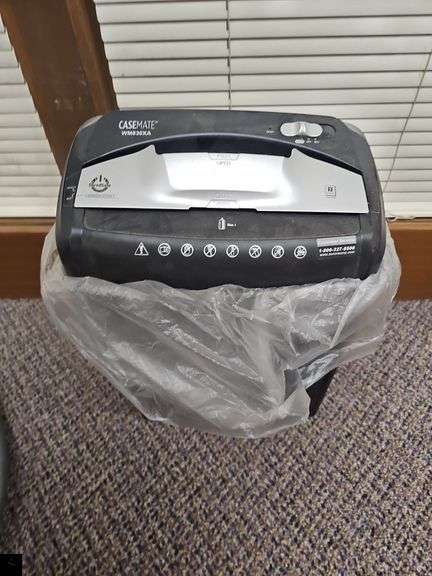 CaseMate personal paper shredder, maximum 8 sheets