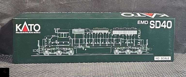 Kato EMD SD40 HO Scale Locomotive - Algoma Central #180