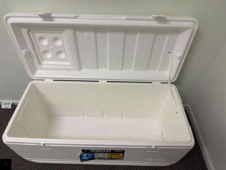 Igloo 150 Qt. Cooler