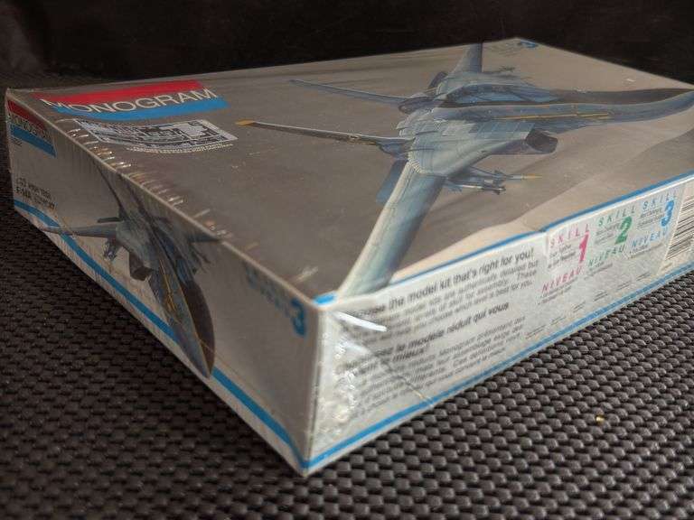Monogram 1/48 Scale F-14A Tomcat Model Kit #5832 - Factory Sealed