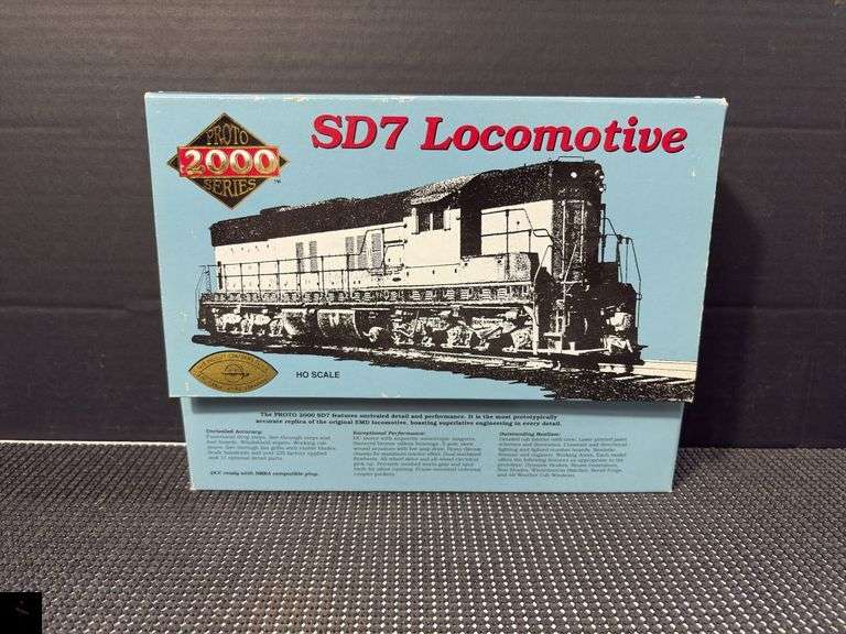 Proto 2000 Series SD7 Locomotive PRR w/Dynamic Brake