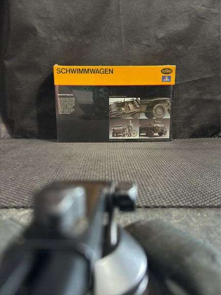 Testors Schwimmwagen 1/35 Scale Model Kit #823