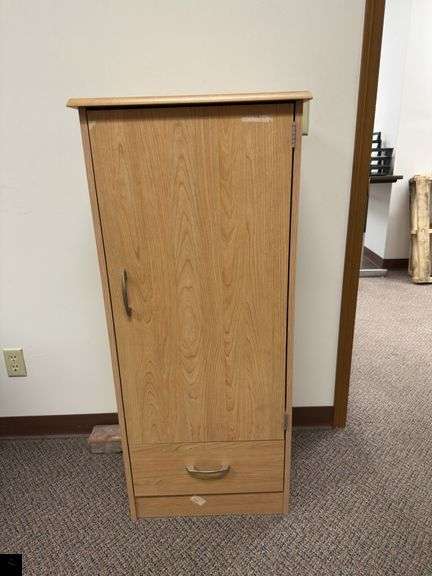 Storage cabinet with door and drawer
