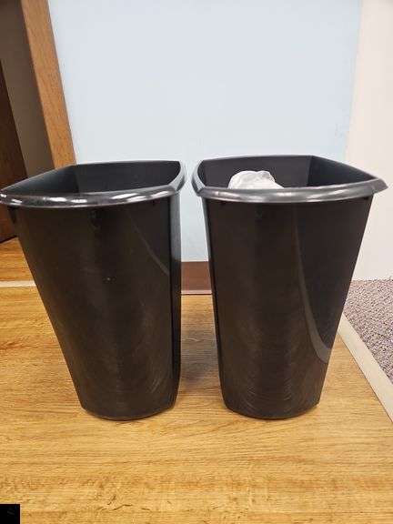 Two sterilite waste baskets