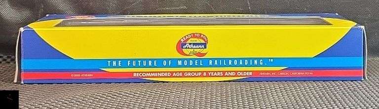 Athearn Genesis GP40-2 Western Pacific Locomotive #3545