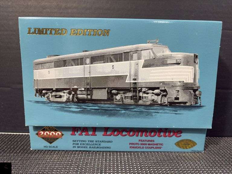 Proto 2000 Series NYC FA1 Locomotive - HO Scale