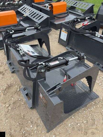 2025 Wolverine Skid Steer Grapple Bucket