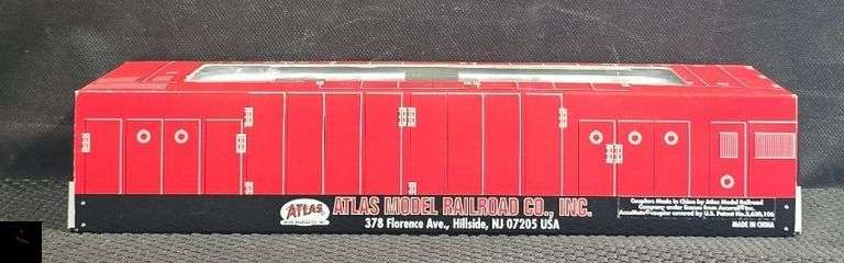 Atlas HO Scale GE U23B Locomotive Western Pacific #2258, Item 8679 - In Box